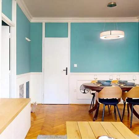 Gallery Gardens Apartman