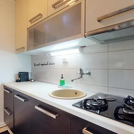 Gallery Gardens Апартаменты